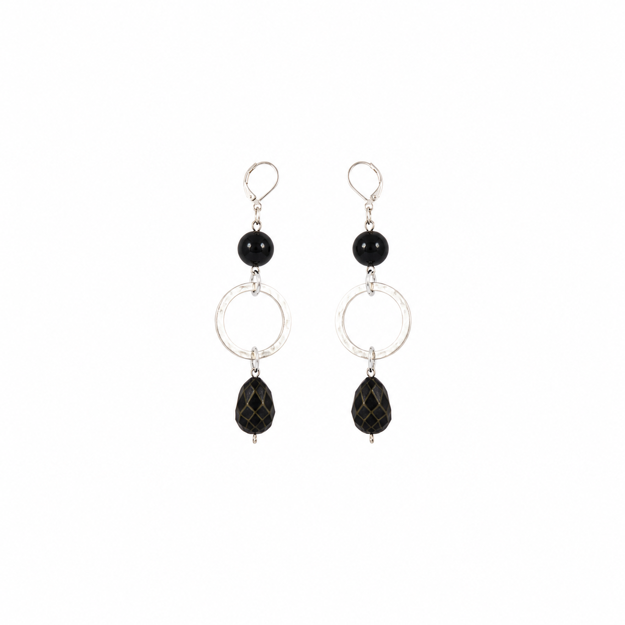 Aretes Black Drop con Aros Plateados y Cristales Negros Facetados