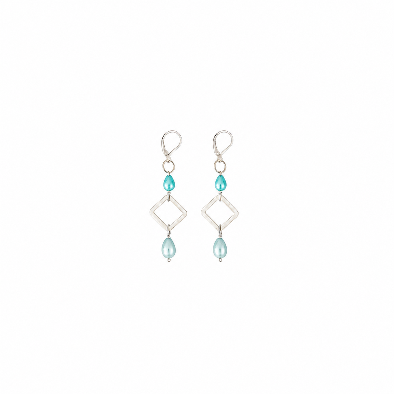 Aretes Drop Sky con Cristales Celestes y Marco Geométrico Plateado