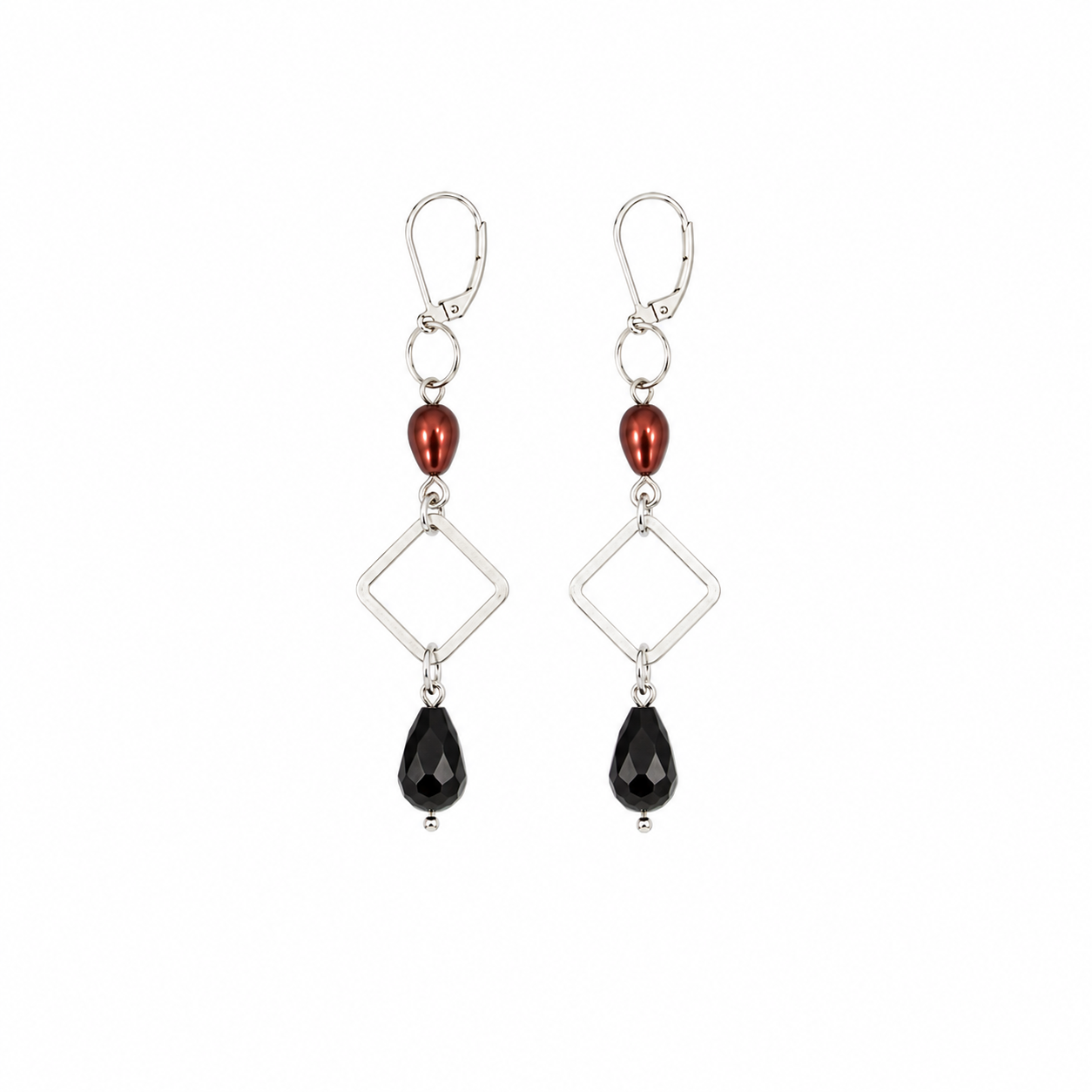 Aretes Shiny Purple con Cristal Negro Facetado y Rombo Plateado